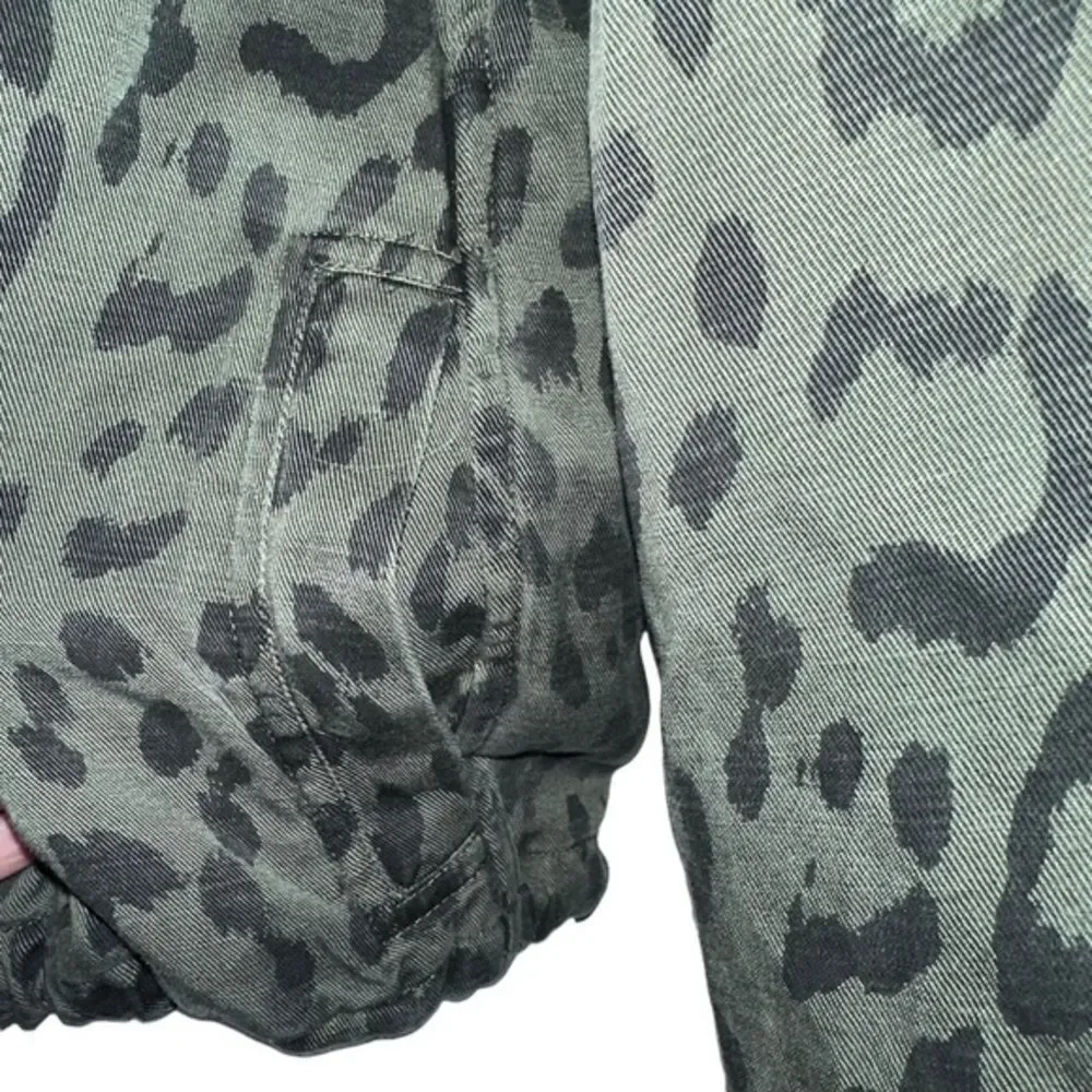 NWOT Rails Collins Utility Jacket S Animal print olive Green